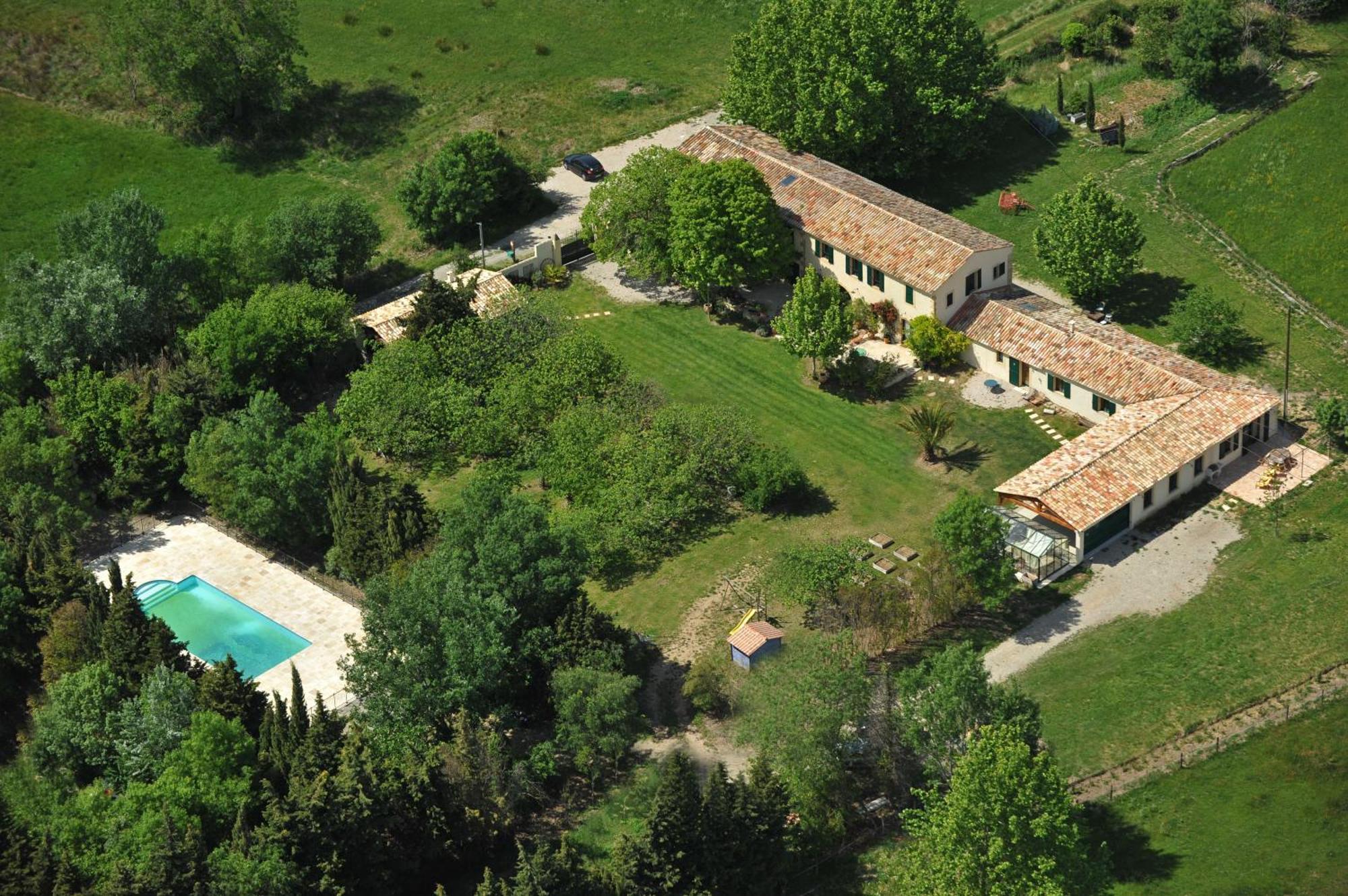 Gites Domaine Des Machottes Grans Eksteriør billede